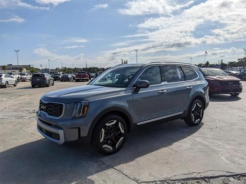 2025 Kia Telluride S