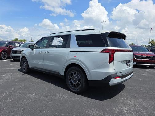 2026 Kia Carnival Hybrid EX