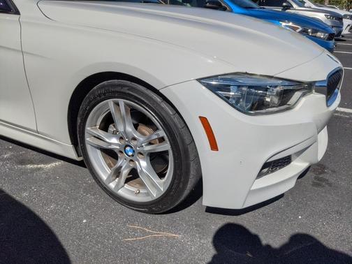 2018 BMW 330e iPerformance