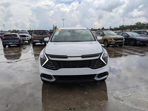 2025 Kia Sportage EX