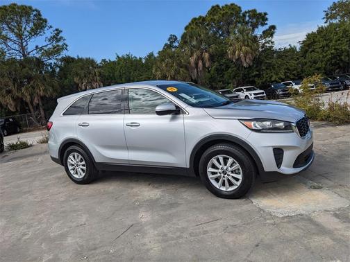 2019 Kia Sorento LX