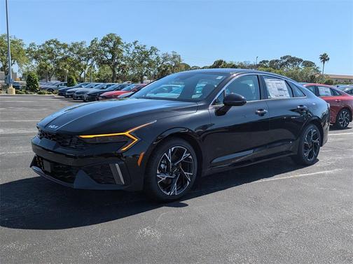 2025 Kia K5 GT-Line