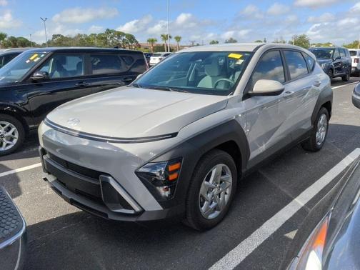 2024 Hyundai KONA SE