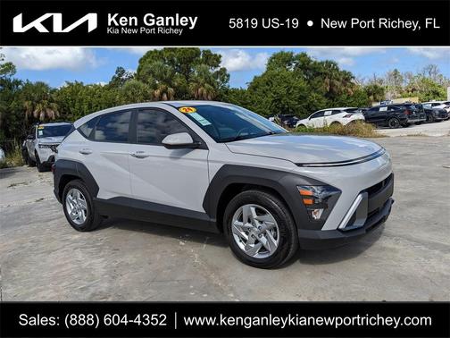 2024 Hyundai KONA SE