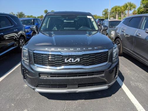 2022 Kia Telluride LX