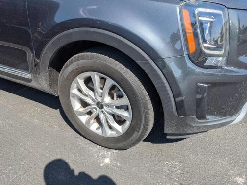2022 Kia Telluride LX