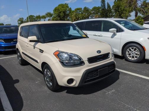 2013 Kia Soul Base