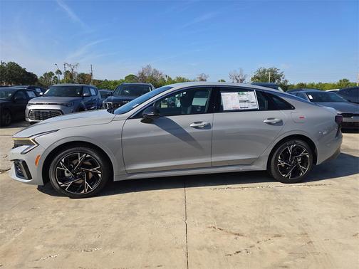 2026 Kia K5 GT-Line