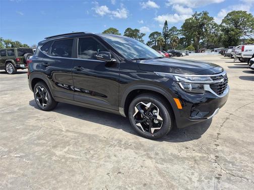 2025 Kia Seltos EX