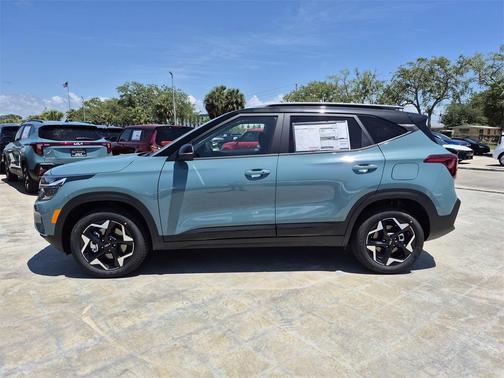 2025 Kia Seltos S