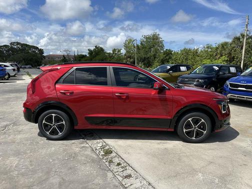 Runway Red 2026 Kia Niro SX