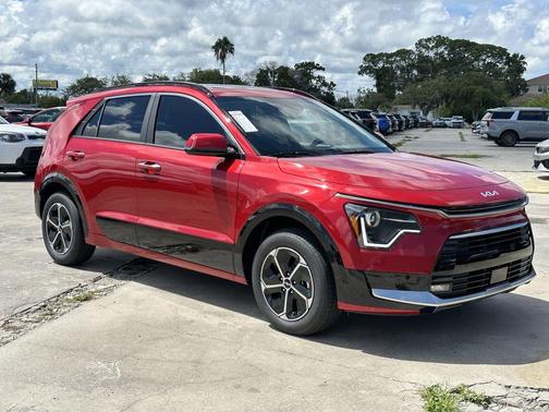 Runway Red 2026 Kia Niro SX