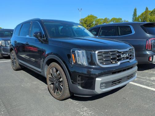 Ebony Black 2023 Kia Telluride SX