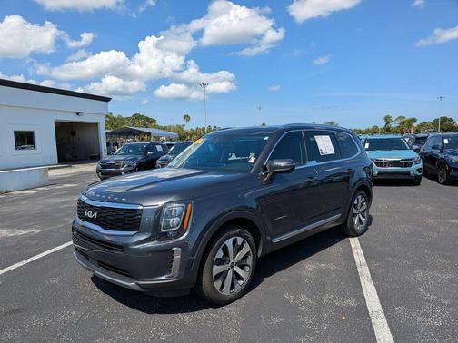 Gravity Gray 2022 Kia Telluride EX
