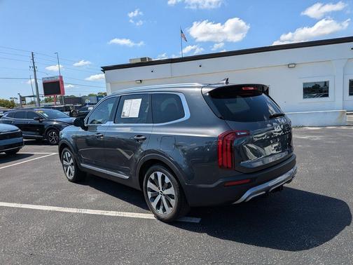 Gravity Gray 2022 Kia Telluride EX