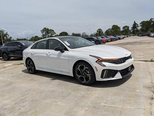 2025 Kia K5 GT-Line