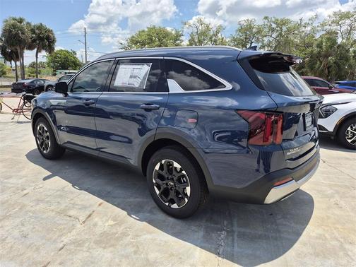 2025 Kia Sorento S