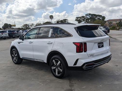 2023 Kia Sorento S