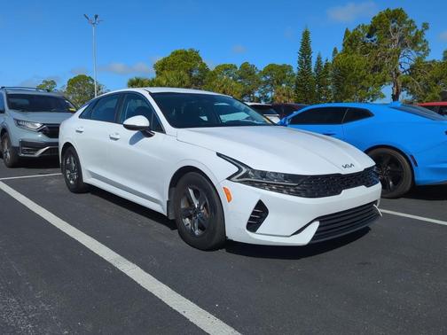 2022 Kia K5 LXS