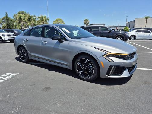 2025 Kia K5 GT-Line