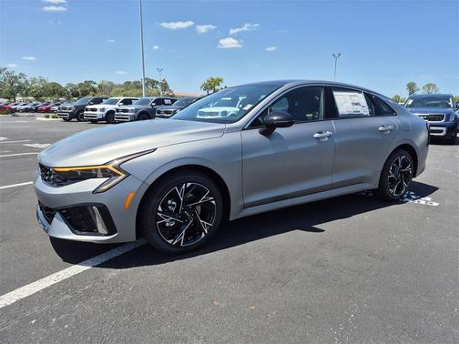 2025 Kia K5 GT-Line