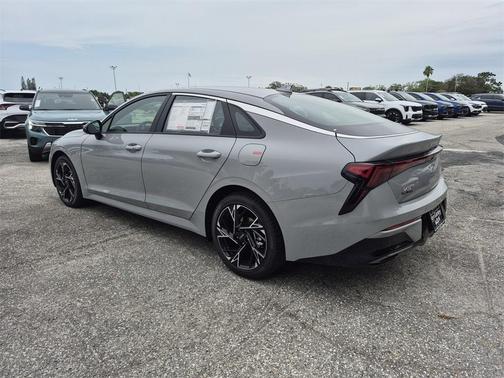 2025 Kia K5 GT-Line