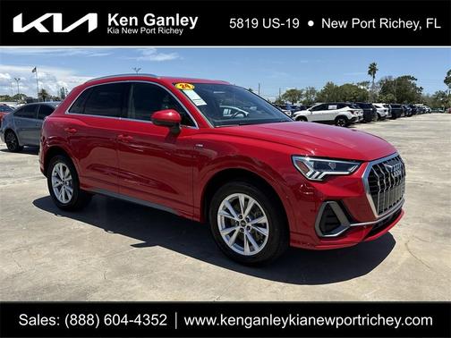 2024 Audi Q3 45 S line Premium
