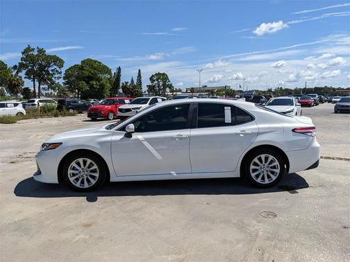 2020 Toyota Camry LE
