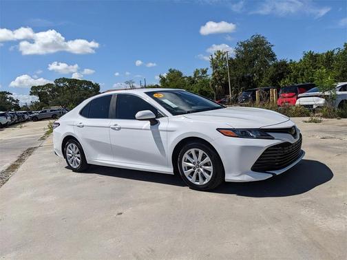 2020 Toyota Camry LE