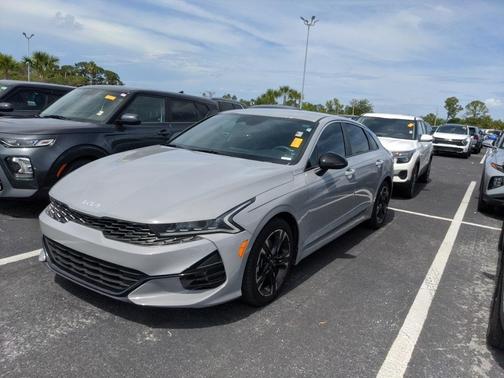 2023 Kia K5 GT-Line