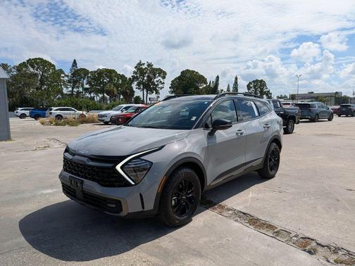 Ebony Black 2024 Kia Sportage X-Pro