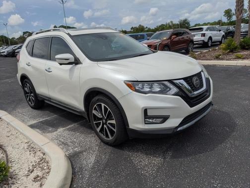 2020 Nissan Rogue SL