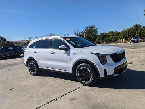 2025 Kia Sorento S