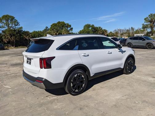 2025 Kia Sorento S