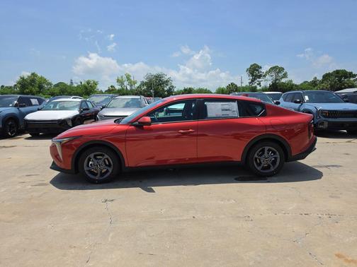 Currant Red 2026 Kia K4 LXS