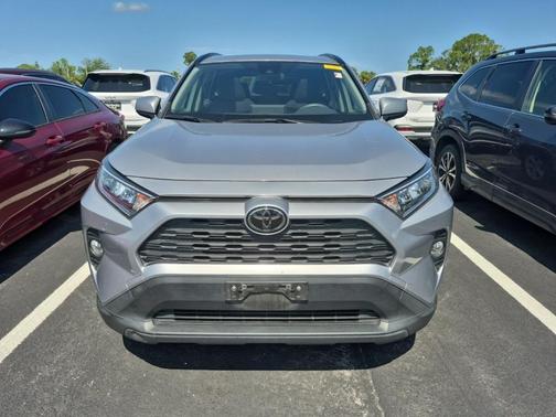 2019 Toyota RAV4 XLE