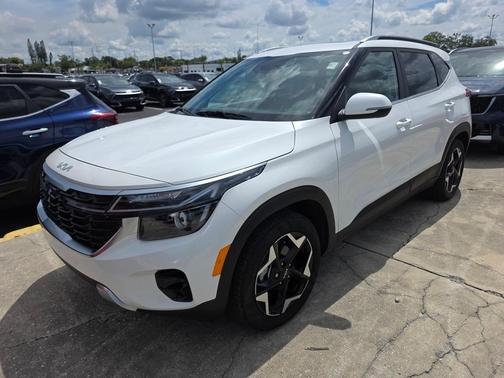 2025 Kia Seltos EX
