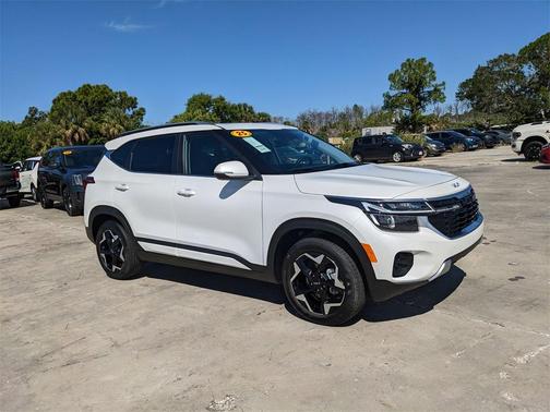 2025 Kia Seltos EX