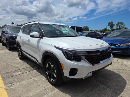 2025 Kia Seltos EX