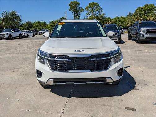 2025 Kia Seltos EX