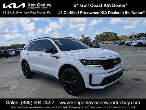 Glacial White Pearl 2023 Kia Sorento SX