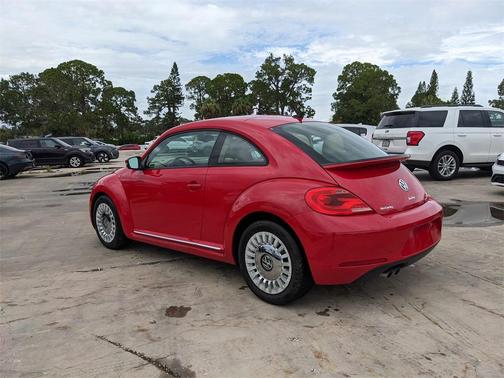 2016 Volkswagen Beetle 1.8T SE