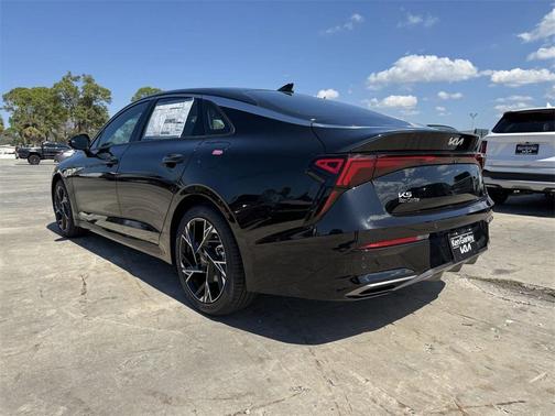 2025 Kia K5 GT-Line