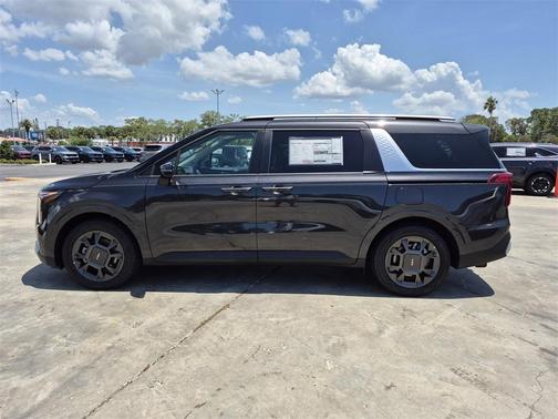 2025 Kia Carnival Hybrid EX