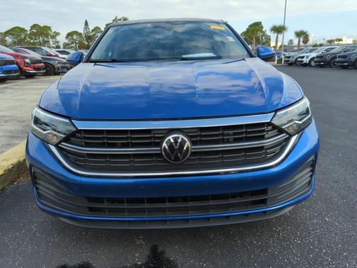 2023 Volkswagen Jetta 1.5T SE
