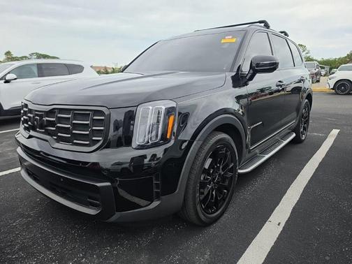 Ebony Black 2023 Kia Telluride SX-Prestige