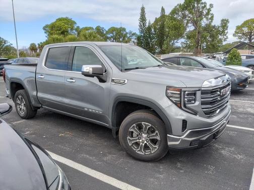 2024 GMC Sierra 1500 SLT