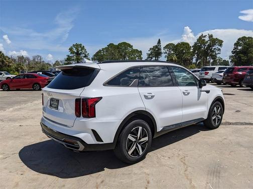 2023 Kia Sorento S