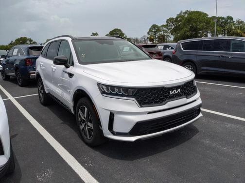 2023 Kia Sorento S