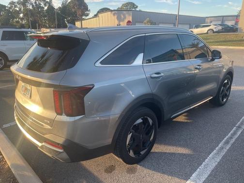 2025 Kia Sorento Hybrid EX